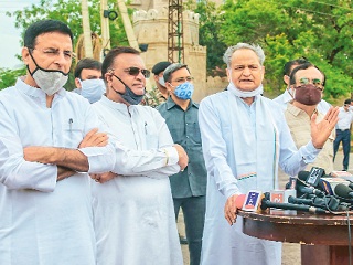 now-eyeing-the-raj-bhavan