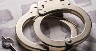 CBI arrested two HDFC employees in bribery case