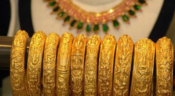 Gold purchases in India affected by Corona, demand fell 30% in third quarter
