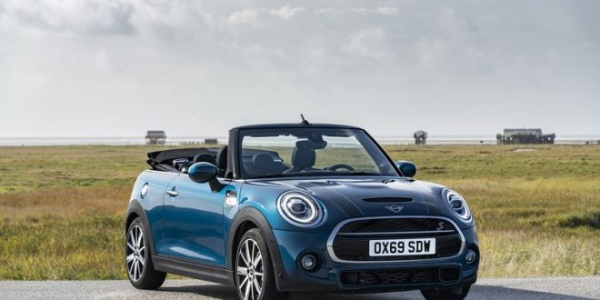 Mini Convertible Sidewalk Edition introduced in India