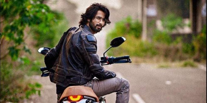 Shahid Kapoor fiercely enjoyed the morning ride