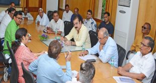 Food Minister assures ration dealers: their demands will be considered positively