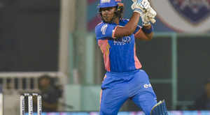WPL 2025: All-rounder Mathews helps Mumbai Indians beat UP Warriors by six wickets