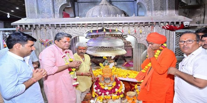 Food and Civil Supplies and Consumer Minister visited the Samadhi of folk deity Baba Ramdev
