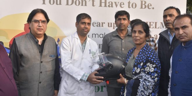 Fortis Hospital Jaipur launches Helmet Safety Drive in collaboration with the local traffic police department