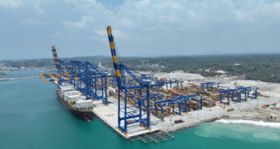 फिच रेटिंग्स ने एपीएसईजेड और एईएसएल का आउटलुक ‘स्टेबल’ किया