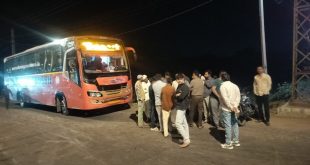 बालोतरा में सड़क हादसा: बस की टक्कर से बाइक सवार गंभीर घायल, जोधपुर रेफर