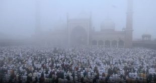 जामा मस्जिद में लोगों ने अदा की ईद-उल-फितर की नमाज, देश में अमन और भाईचारे की मांगी दुआ