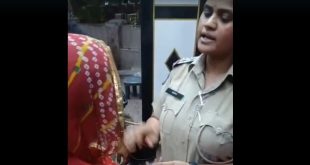 मंदिर में पूजा के लिए पुजारी के परिवार में विवाद:दोनों पक्षों ने लगा दिया ताला, भक्त पहुंचे तो पुलिस ने खुलवाया