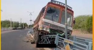 बालोतरा: राम सेतु ओवरब्रिज का डिवाइडर बना ‘मौत का जाल’, आए दिन हो रहे हादसे; स्थानीय लोगों ने की हटाने की मांग