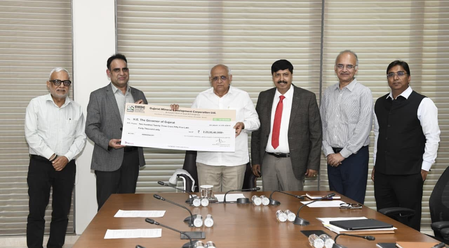Gujarat: GMDC pays Rs 223.54 crore dividend to the government for 2025-26